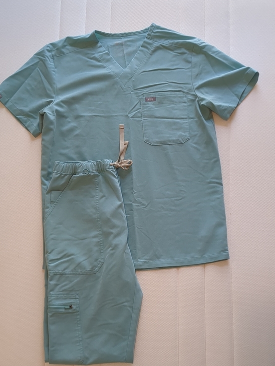 Figs Other - Figs Men’s Teal Medical Scrub Set - V-Neck Top & Drawstring Pants